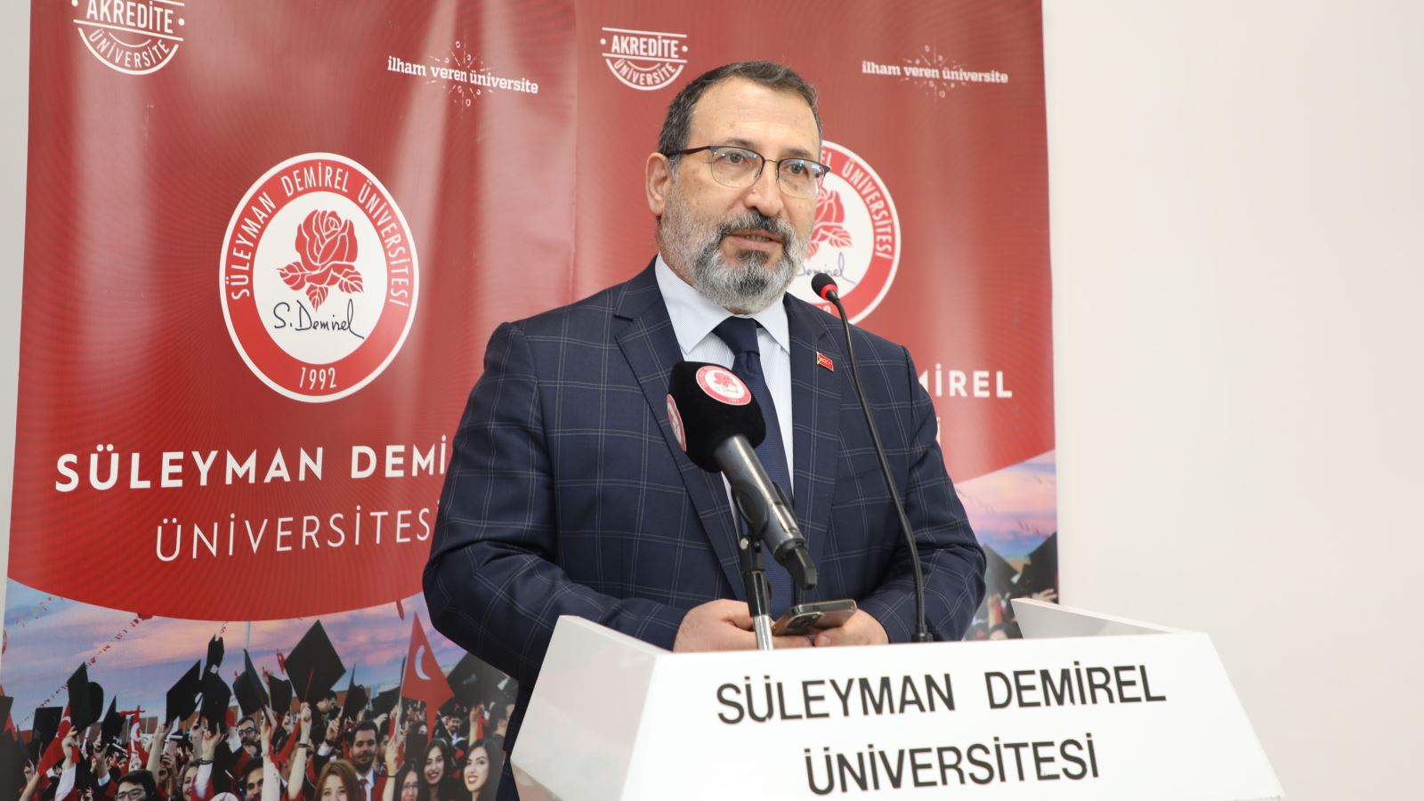 Prof.Dr. Nihat Akyıldız